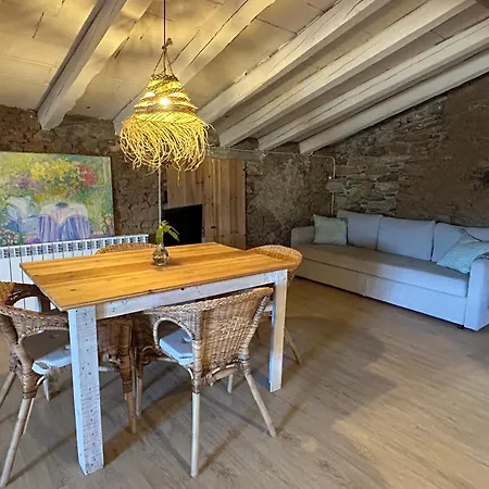 Casa Tapiolas Rectoria * Mollo