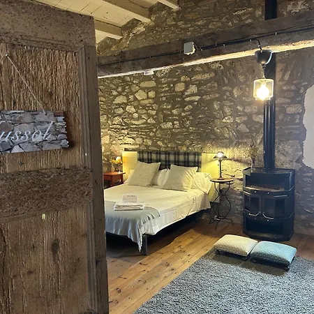 Casa Tapiolas Rectoria Country house Mollo